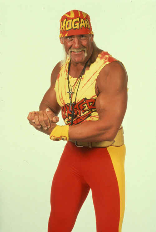 Hall Of Famer Hulk Hogan Returns To Wwe Rmn Stars