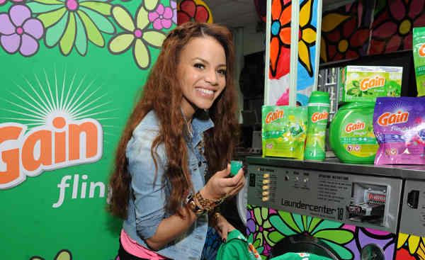 Leslie Grace Takes #MusicToYourNose