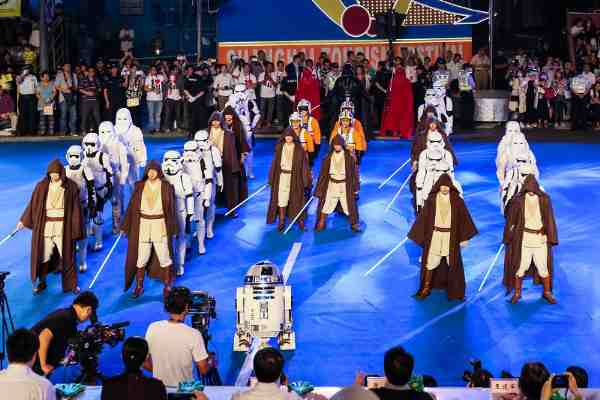'Star Wars: The Force Parade' Invades Shanghai