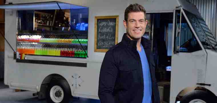 Host Jesse Palmer of Food Network's Food Truck Face Off